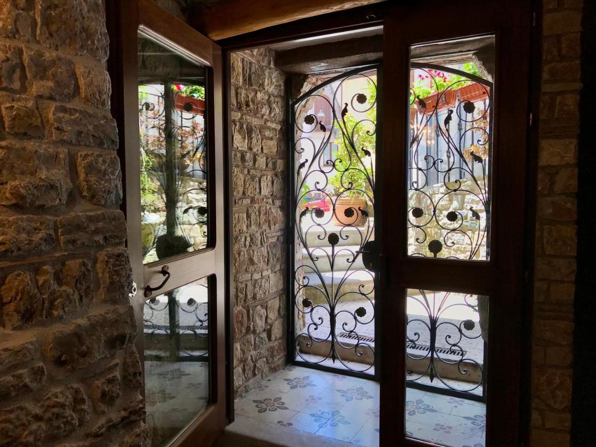 Borgo Manca Suite Sasso di Castalda Exterior foto