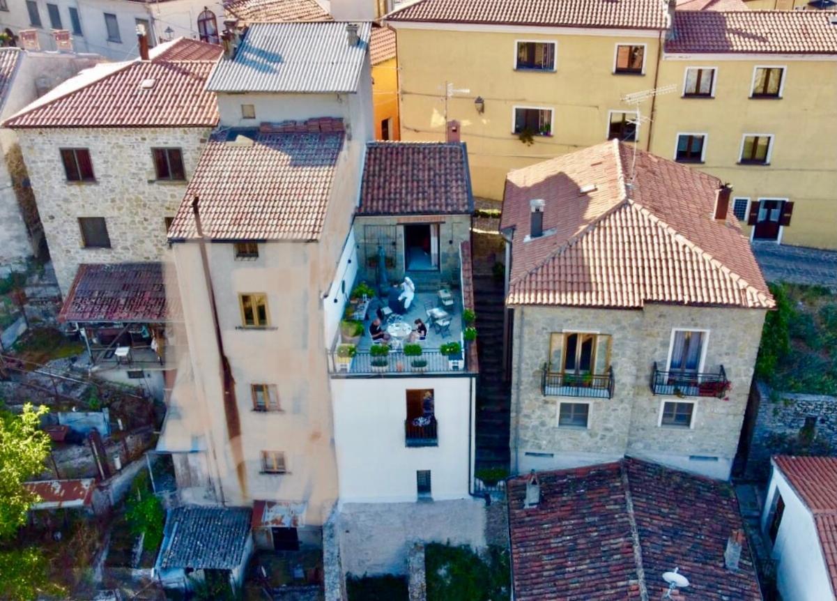 Borgo Manca Suite Sasso di Castalda Exterior foto